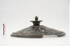 Foto von Bronzedeckel (NHMW-PRAE-025816)